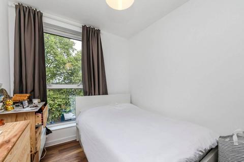 2 bedroom flat to rent, East Dulwich Road, East Dulwich, London, SE22