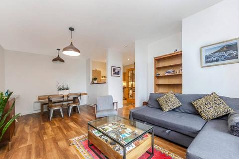 2 bedroom flat to rent, East Dulwich Road, East Dulwich, London, SE22