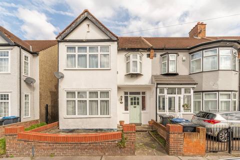 3 bedroom end of terrace house for sale, Fairlands Avenue, Thornton Heath, CR7