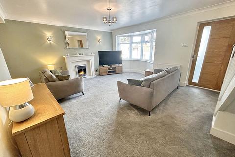 4 bedroom property for sale, Longwood Close, Sunniside, Newcastle upon Tyne, Tyne and Wear, NE16 5QB