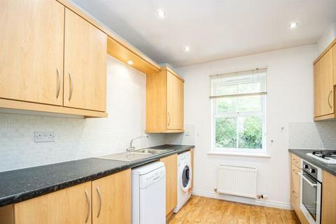 2 bedroom flat to rent, Whitcliffe Gardens, West Bridgford, Nottingham, Nottinghamshire, NG2