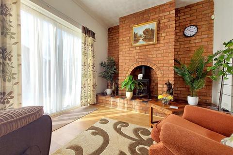 60 Areley Common, Stourport-on-severn, DY13 0NQ