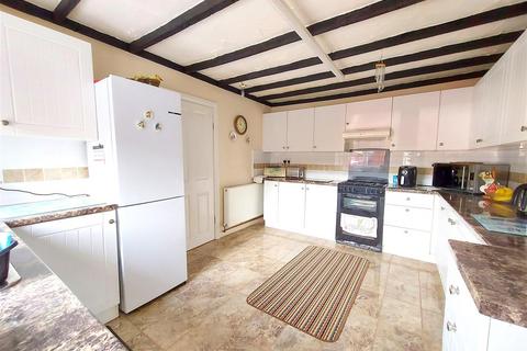 60 Areley Common, Stourport-on-severn, DY13 0NQ