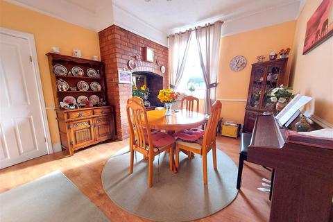 60 Areley Common, Stourport-on-severn, DY13 0NQ