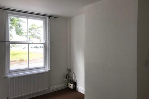 2 bedroom terraced house to rent, Daws Road, Hereford, HR1 2JJ