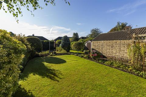 4 bedroom semi-detached bungalow for sale, Lindley Moor Road, Huddersfield HD3