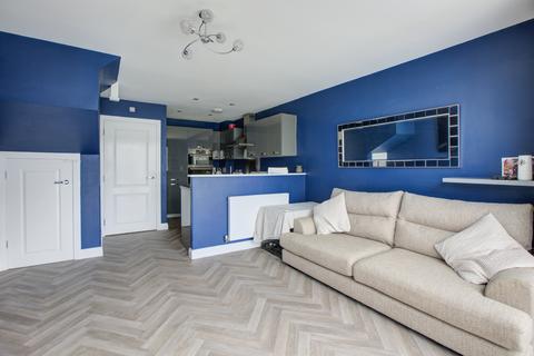 16 Bletchley Close, Blackpool, FY4 4ZB
