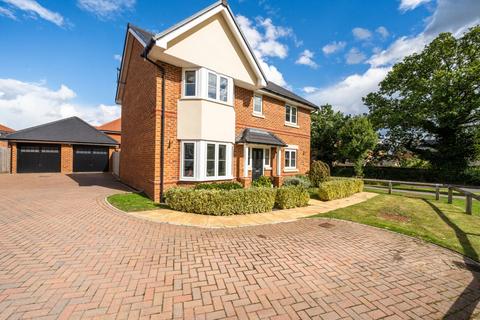 4 bedroom detached house for sale, Norman Rise, Reading RG7