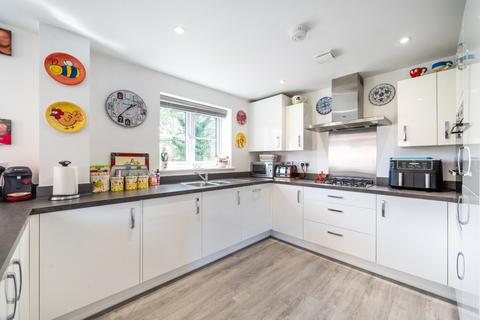 4 bedroom detached house for sale, Norman Rise, Reading RG7