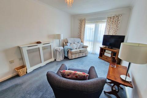 1 bedroom flat for sale, PAVILION COURT, MARY STREET, PORTHCAWL, CF36 3YG