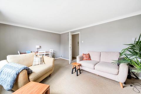 2 bedroom flat for sale, Virginia Water,  Surrey,  GU25