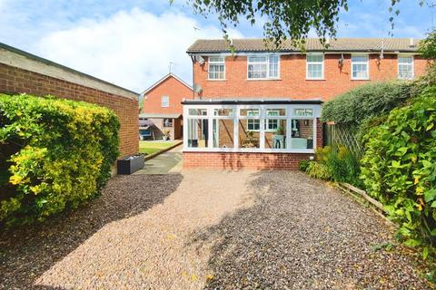 3 bedroom end of terrace house for sale, Abbotts Close, Syston, LE7