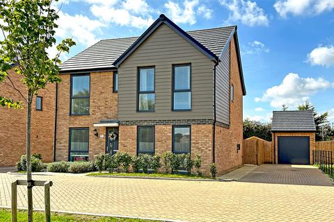 4 bedroom detached house for sale, Kenney Drive, Littlehampton, West Sussex