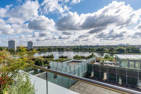 3 bedroom apartment for sale, Devan Grove, London, N4