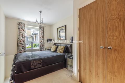 2 bedroom flat to rent, George Mathers Road Kennington SE11