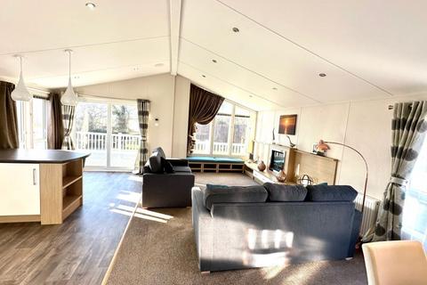 2 bedroom lodge for sale, Ashbourne Heights Holiday Park