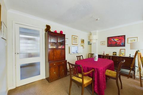 3 bedroom end of terrace house for sale, Parkfield, Horsham RH12