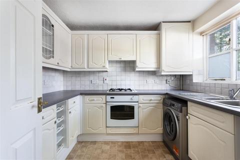 3 bedroom terraced house for sale, Tawny Close, Ealing W13