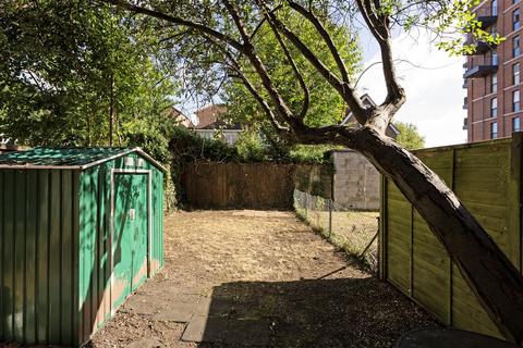 3 bedroom terraced house for sale, Tawny Close, Ealing W13