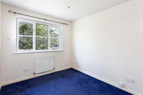 24 Tawny Close, London, W13 9LX