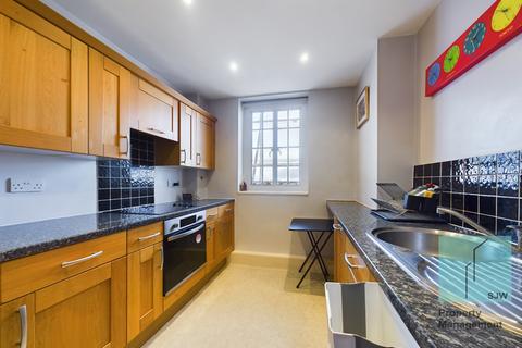 1 bedroom apartment to rent, Swan Court, London SW3