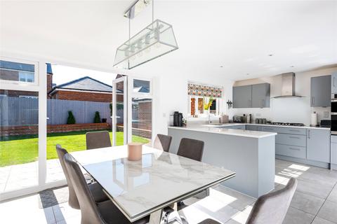 5 bedroom detached house for sale, Becketts Lane, Steeple Claydon, Buckinghamshire, MK18