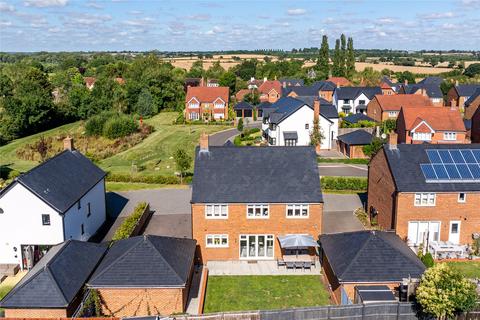 12 Becketts Lane, Steeple Claydon, Buckingham, MK18 2GQ
