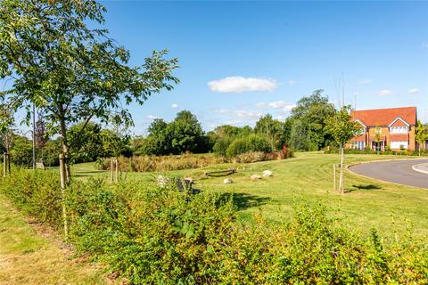 12 Becketts Lane, Steeple Claydon, Buckingham, MK18 2GQ