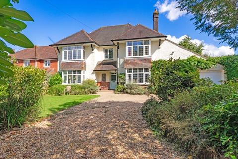 4 bedroom detached house for sale, Turners Green Road, Wadhurst, East Sussex, TN5