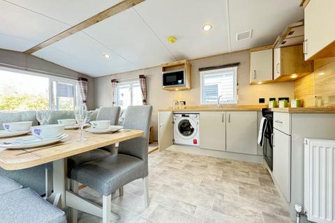 2 bedroom static caravan for sale, Beauport Holiday Park