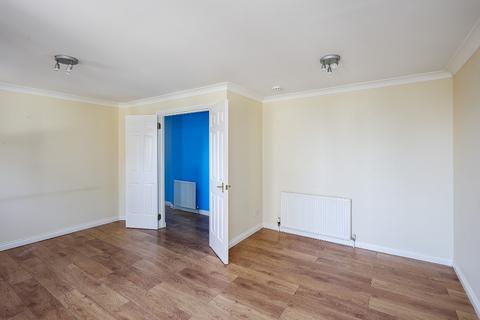 3 bedroom flat to rent, Rennies Isle, Edinburgh EH6