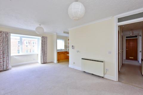 2 bedroom retirement property for sale, Billy Lows Lane, Potters Bar EN6