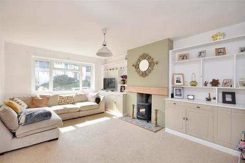 4 bedroom flat for sale, Edensor Road, Eastbourne