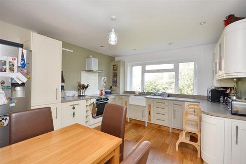 4 bedroom flat for sale, Edensor Road, Eastbourne