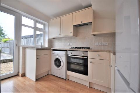 1 bedroom maisonette to rent, Briar Road, Watford WD25