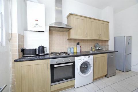 2 bedroom flat to rent, Kingdon Road, London NW6