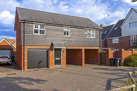 2 bedroom maisonette for sale, Gladiolus Grove, Worthing