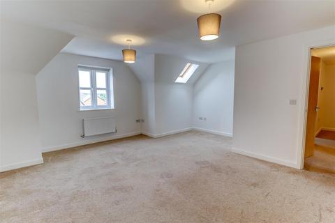 2 bedroom flat to rent, Chatham Road, Stratford-Upon-Avon