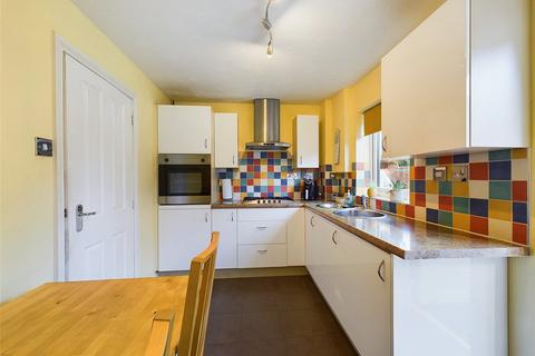 17 Chestnut Road, Abbeymead, Gloucester, GL4 4XZ