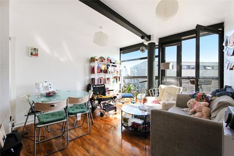 3 bedroom property for sale, HailingsWharf, Channelse Road, London, E15