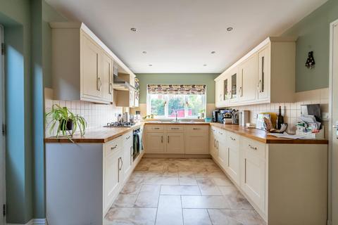 5 bedroom semi-detached house for sale, Eastfield Avenue, Haxby, York