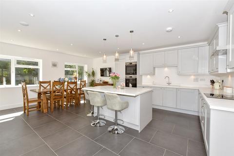 5 bedroom detached house for sale, Hamstreet Road, Shadoxhurst, Ashford, Kent