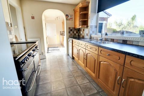 3 bedroom semi-detached house for sale, Crossways North, Wheatley Hills, Doncaster