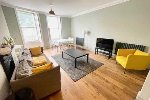 2 bedroom apartment to rent, Old Steine, Flat 3, 23 Old Steine, Brighton