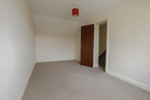 3 bedroom link detached house to rent, Kingfisher Drive, Westbury BA13