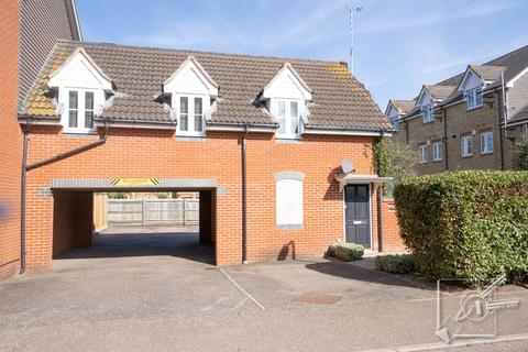 25 Covesfield, Gravesend, DA11 0EG