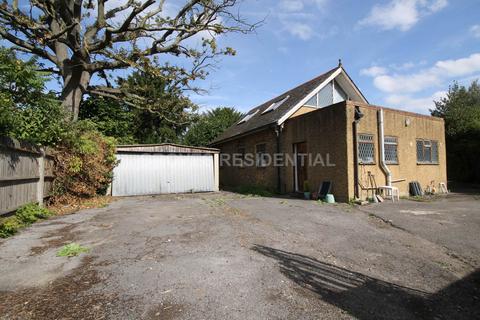 1 bedroom property with land for sale, Acacia Grove, New Malden