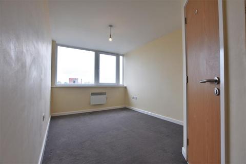 2 bedroom flat to rent, Burleys Way, Leicester