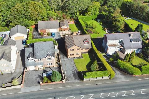 4 bedroom detached house for sale, Cwmamman Road, Glanamman, Ammanford, Carmarthenshire, SA18