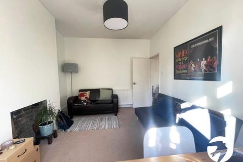 51a Eastdown Park, London, SE13 5HU